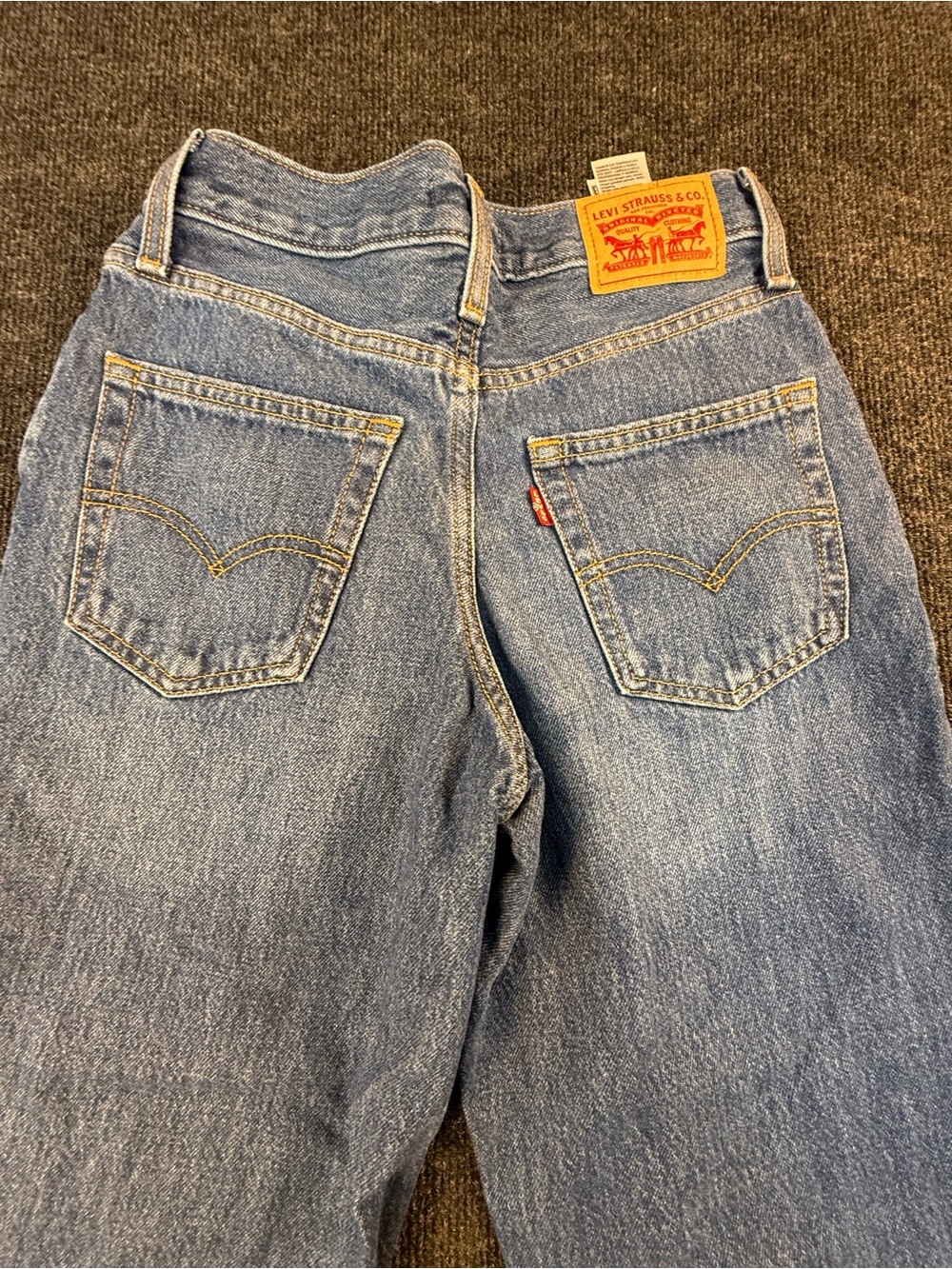 Levi's Women's Classic Jeans - Light Blue 94 baggy jeans size 24